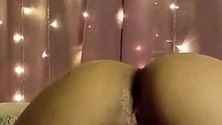 Novinha Cheia De Tesão Se Masturbando