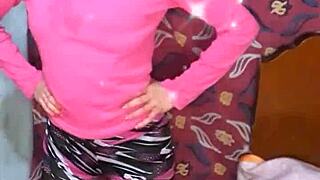 Bonneyuwu's Pre-Recording Workout Routine: Cute And Petite Tease