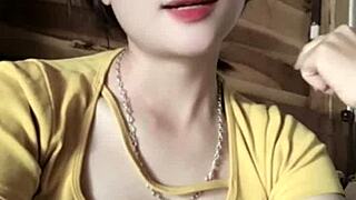 Vietnamese Girl Feels Passionate In Sexy Music Video