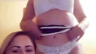 Spanish lesbians live