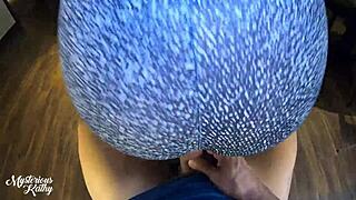 Com legging marcando tudo estou prontinha pra levar porra no pacotinho completo no red - mysteriouskathy