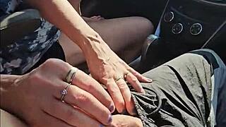 Driftwood and barefoot kontessa masturbate at beach with cumshot 😎