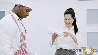 cassie fire loves bbc, gets facial after doggystyle 😍