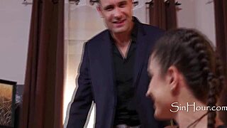 Petite USA women get real workout at gym