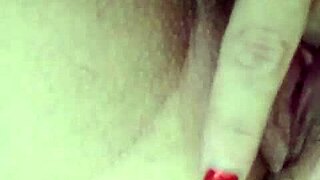 want fingers in your clit?