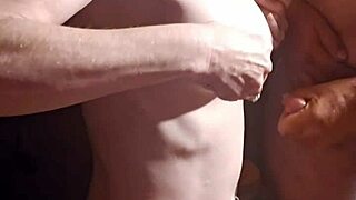 Eating And Fucking On Washing Machine!