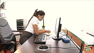 the naughty secretary wants the dick of her boss in her tight asshole