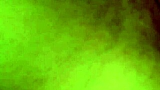 I love watchin this big pussy lips stretchin show, it's so hot!