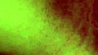 I love watchin this big pussy lips stretchin show, it's so hot!