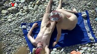 Beach Voyeur Spots Juicy Ass White Girl Getting Fucked From Behind And Creampied!