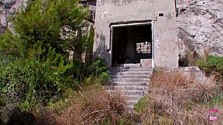 pink haired babe rammed outdoors by muscular man