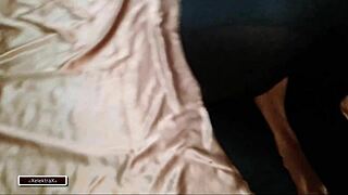 Provocando A Mi Papi Para Que Meta Toda Su Verga Y Hacer Yoga Delante De El