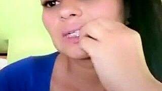 colombian woman looking hot 😍