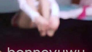 Bonneyuwu Showing Her Feet In Fetish Video - Want A Closer Look?