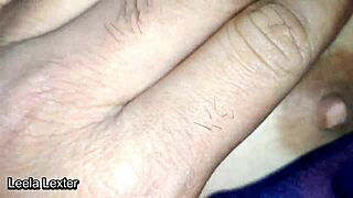 Chatting about our hotel threesome with boyfriend, deepthroating and riding until cum 😏