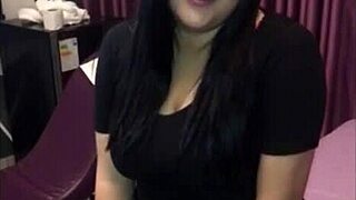 Young Venezuelan Amira Shows Tits and Ass Publicly