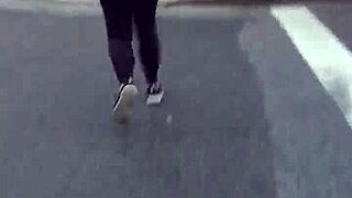 short girl with phat ass 😏