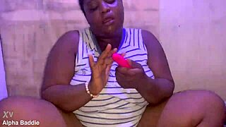 Horny Black Ghetto Girl Introduces Herself With Teasing Moves And Seductive Looks In Urban Setting