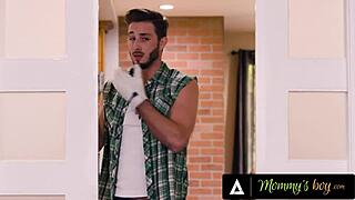 mommys boy caught masturbating busty milf dana dearmond turns feral for contractors big dick