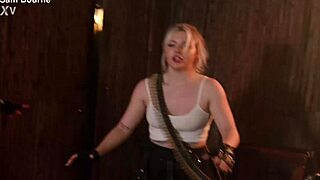 Exploring The Womb In An Adventurous Raid