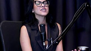 Did you know she was a prostitute driver invited to porn after depression and a bus accident?