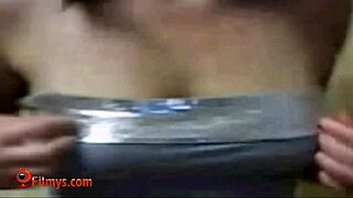 i caught 2 naugty amateurs on there live cams