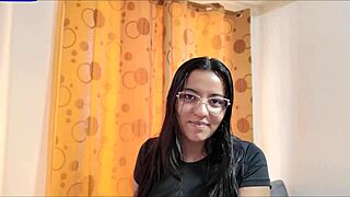 My new latina neighbor welcomes me with a creampie 😏