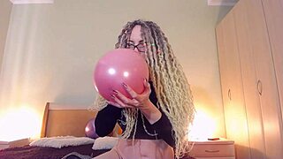 Custom balloon video with mommy