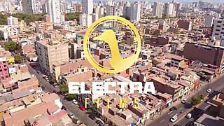 Petite Latina Despide A Su Sugar Daddy Con Una Sesión De Sexo Intenso Antes De Su Vuelo