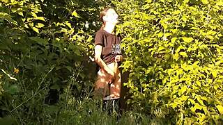 Risky public masturbation in nature leads to flying orgasm for girls