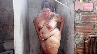 Milf Latina Seduces Young Neighbor in USA Home