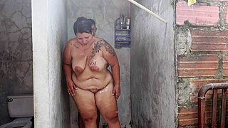 Milf Latina Seduces Young Neighbor in USA Home