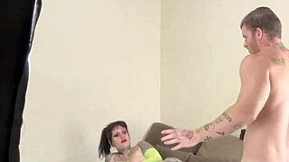 Backstage fun with Carmona behind scenes