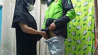 Prank Gojek Driver Fucks At Home