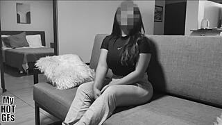 I love fucking my girlfriend's wet pussy, she's so beautiful and pretty, creampie feels amazing