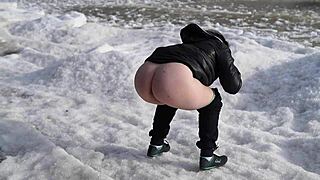 milf compilation pissing in the sea with hairy pussy loving outdoor pee amateur fetish