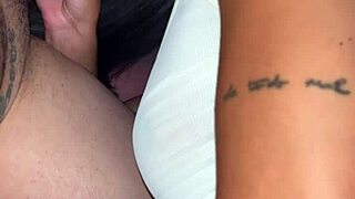 novinha giving a blowjob