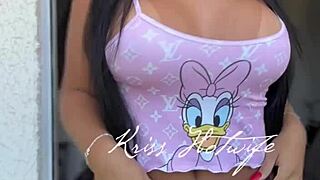 A vizinha peladinha te espera no melhor fan club