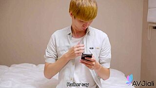 Styvmamma blir uppvaktad av styvsonen och knullad hårt