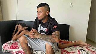 Me encanta quedarme sola en casa con mi HERMANASTRO historia completa