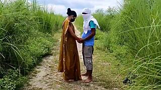 Indian Wife's Viral Sex!