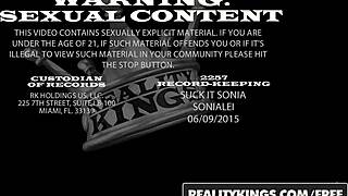 realitykings - happy tugs - baylee luther young 18+ - touch go