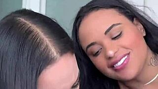 asiática gostosa chama sua amiga para ménage com namorado negro - facial - interracial - lina nakamura -gi paes - john coffee