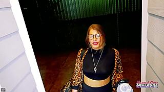 Athletic Raelyn masturbates and sucks cock for pounding 😏