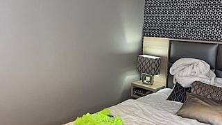 Backstage threesome: petite latina vs tall brunette teen sex?