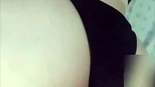 Doña Mary gives me those rich bossy twerks as a single crazy lady