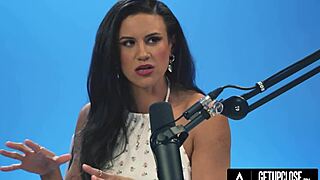 Up Close - How Women Orgasm With The Perfect Milf Penny Barber Solo Female Masturbation Full Scene