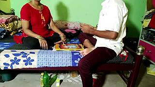 Master ji ne ladki ka fayda uthakr jordar chudai ki clear hindi voice