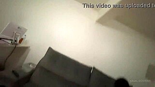 Vazou no whats v�deo amador novinha rabuda sentando gostoso