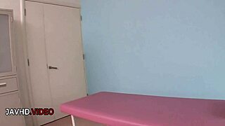 Kyoka mizusawa gives pov blowjob while wearing stockings for hardcore cam show